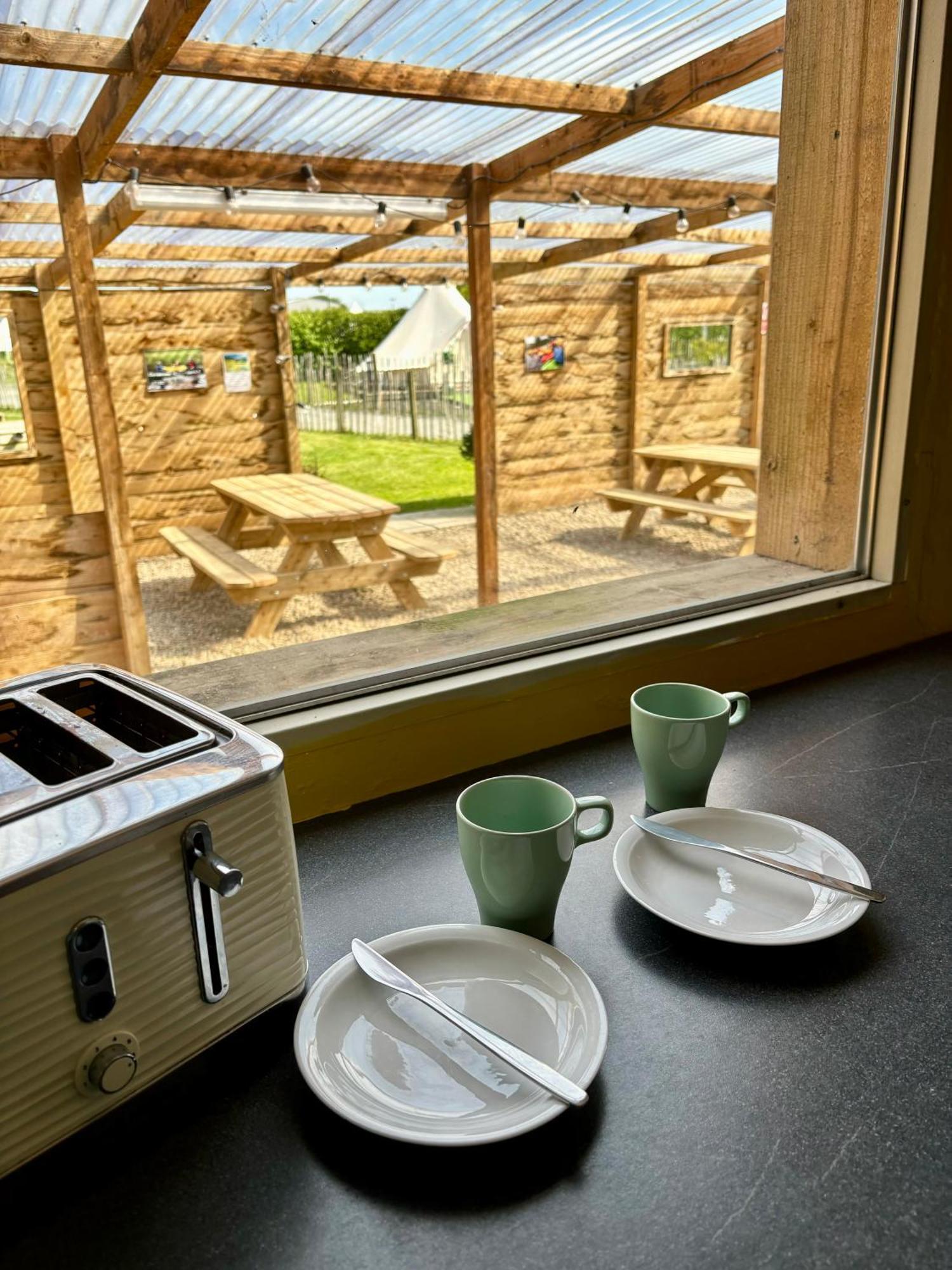 Carrowmena School House & Glamping Hotell Limavady Eksteriør bilde